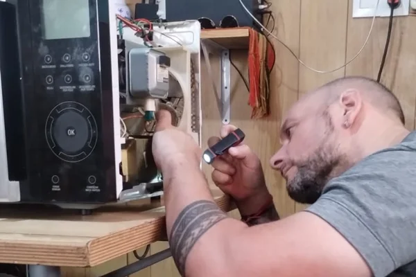 Reparación de microondas en domicilio en Santa Fe
